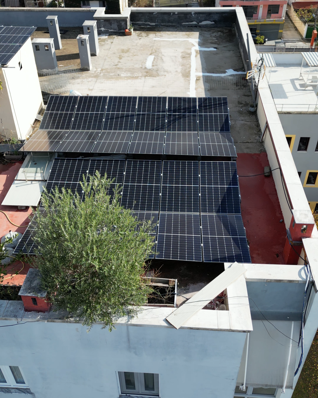 Penthouse, Tirane 13.54kWp