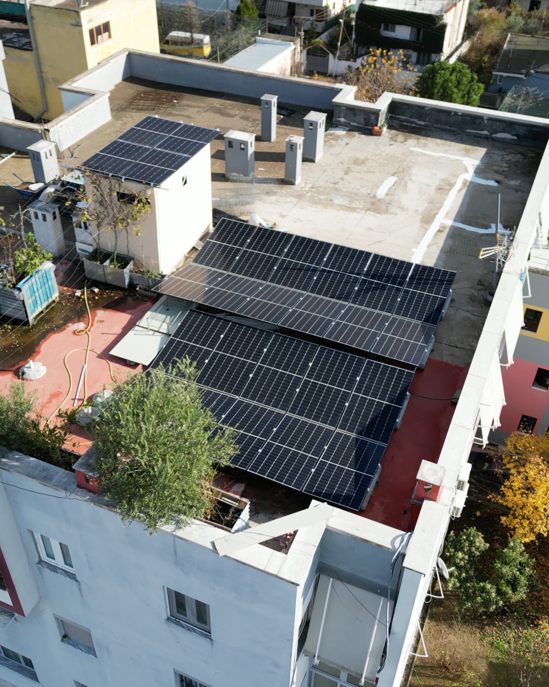 Penthouse, Tirane 13.54kWp